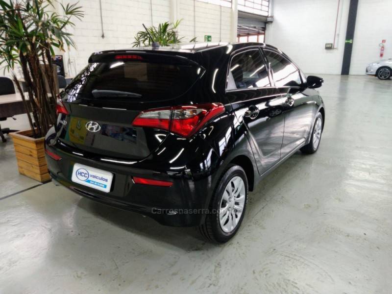 HYUNDAI - HB20 - 2017/2018 - Preta - R$ 56.900,00