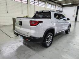 FIAT - TORO - 2017/2017 - Prata - R$ 103.900,00