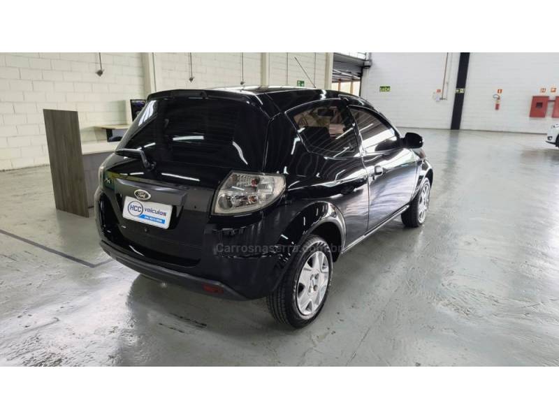 FORD - KA - 2011/2012 - Preta - R$ 22.900,00