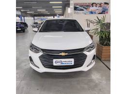 CHEVROLET - ONIX - 2022/2023 - Branca - R$ 99.900,00