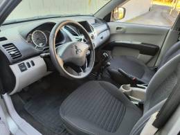 MITSUBISHI - L200 TRITON - 2012/2013 - Prata - R$ 95.900,00