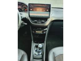 PEUGEOT - 2008 - 2015/2016 - Branca - R$ 59.900,00