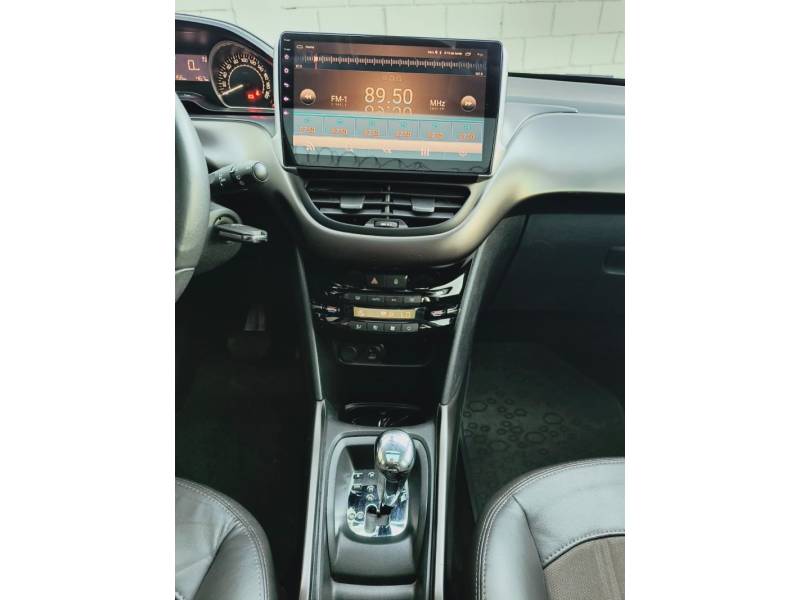 PEUGEOT - 2008 - 2015/2016 - Branca - R$ 59.900,00