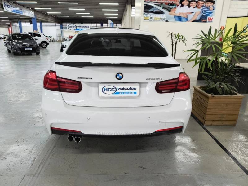 BMW - 328I - 2018/2018 - Branca - R$ 206.900,00