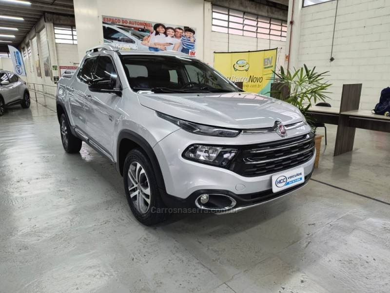 FIAT - TORO - 2017/2017 - Prata - R$ 103.900,00