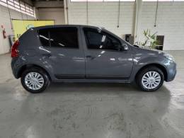 RENAULT - SANDERO - 2012/2012 - Cinza - R$ 32.900,00