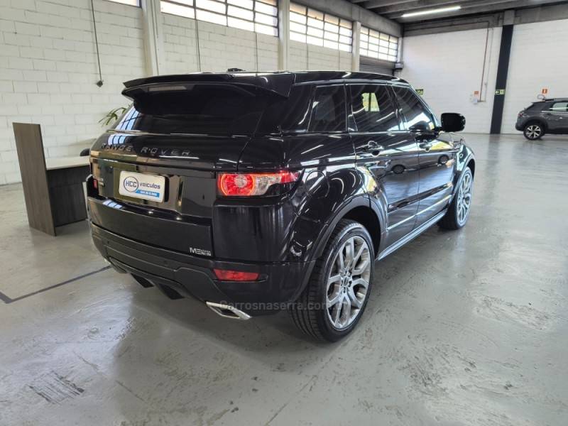 LAND ROVER - RANGE ROVER EVOQUE - 2011/2012 - Preta - R$ 114.900,00