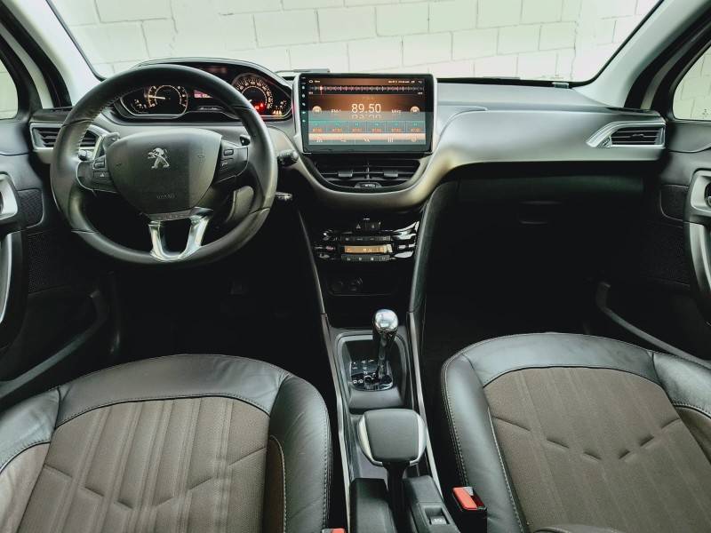 PEUGEOT - 2008 - 2015/2016 - Branca - R$ 59.900,00
