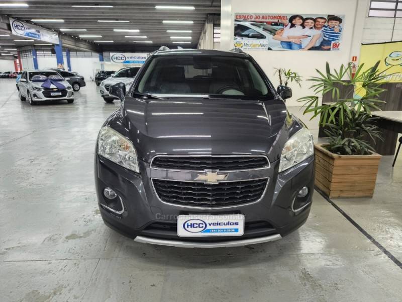 CHEVROLET - TRACKER - 2014/2014 - Cinza - R$ 68.900,00