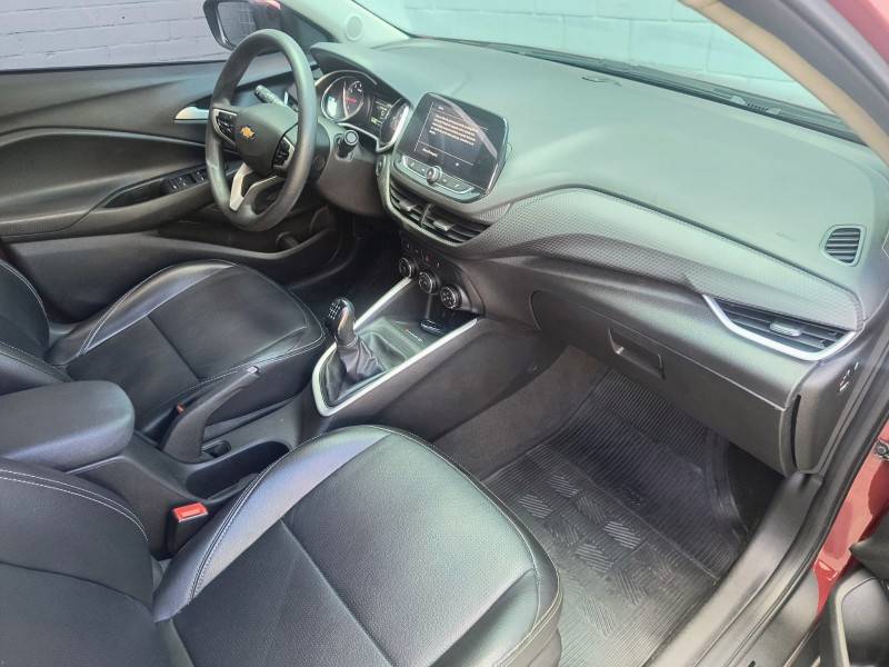 CHEVROLET - ONIX - 2020/2020 - Vermelha - R$ 64.900,00