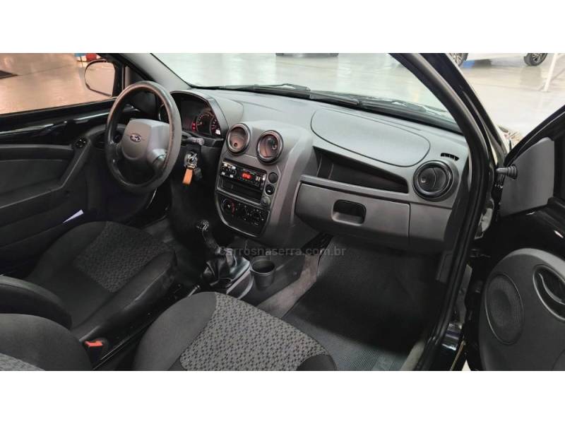 FORD - KA - 2011/2012 - Preta - R$ 22.900,00