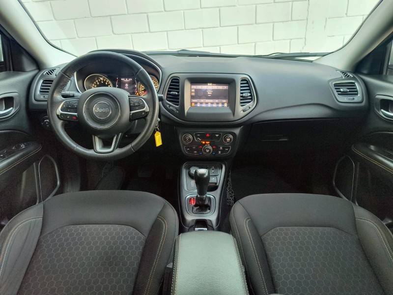 JEEP - COMPASS - 2017/2018 - Branca - R$ 96.900,00