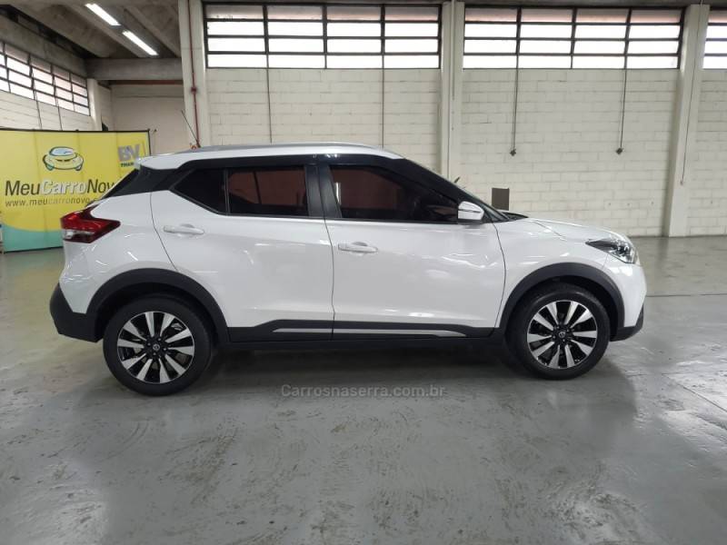 NISSAN - KICKS - 2018/2018 - Branca - R$ 84.900,00