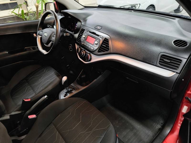 KIA MOTORS - PICANTO - 2011/2012 - Vermelha - R$ 41.900,00